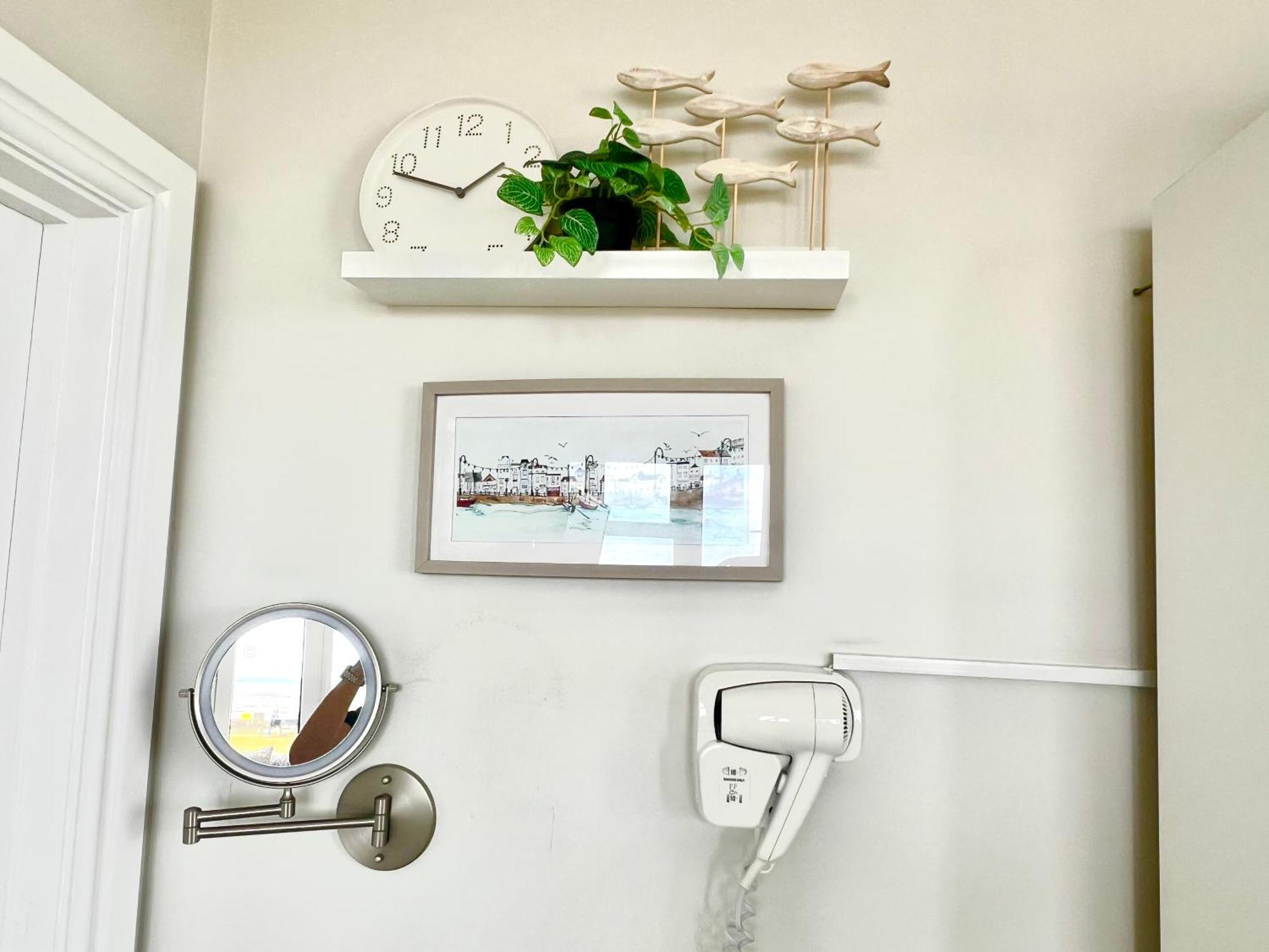 Beachfront Compact Coastal Crib, Direct Sea Views & Air Conditioning Littlestone-on-Sea Buitenkant foto